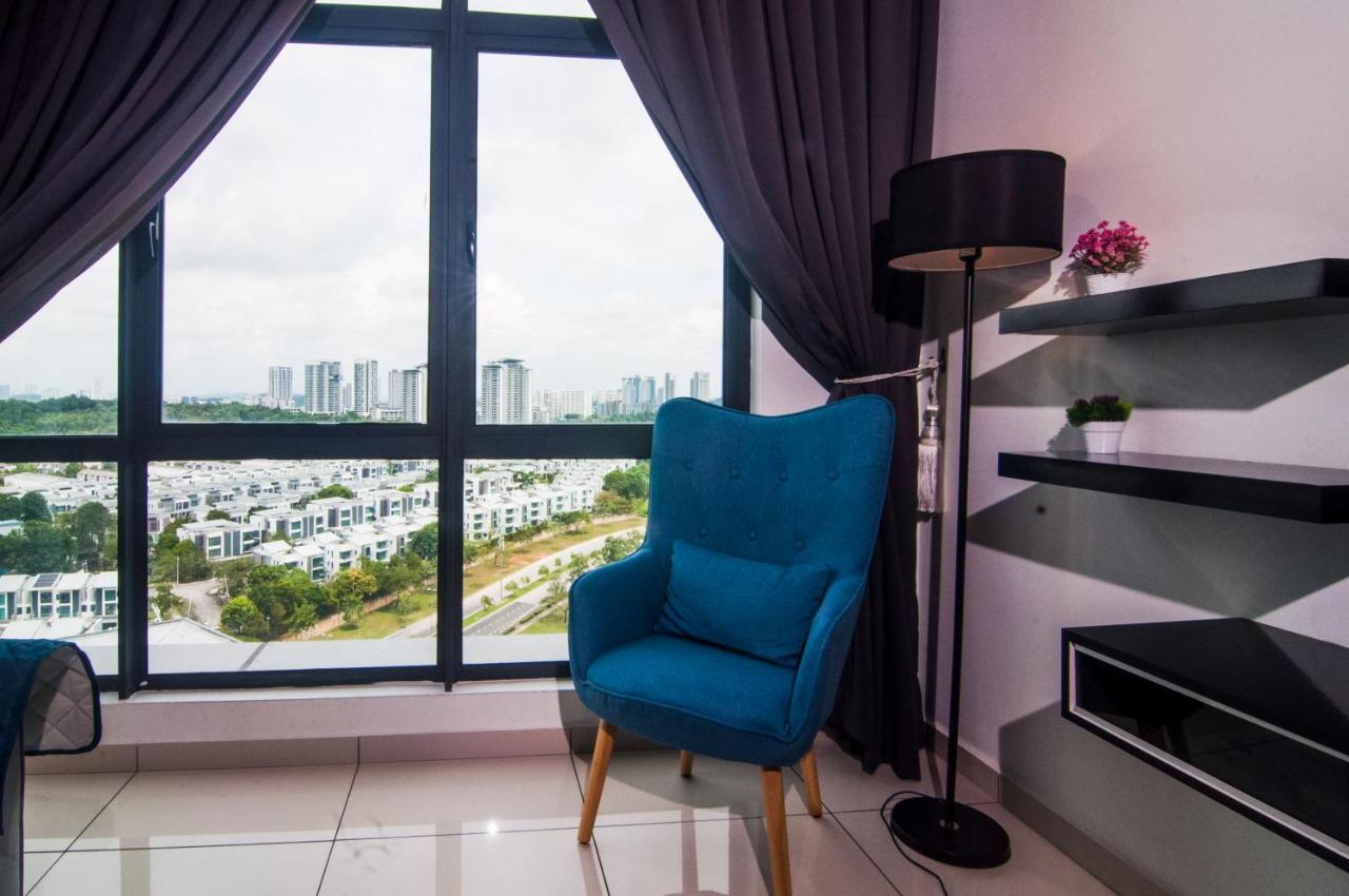 Kenwingston Square Garden By Idealhub Cyberjaya Exteriör bild