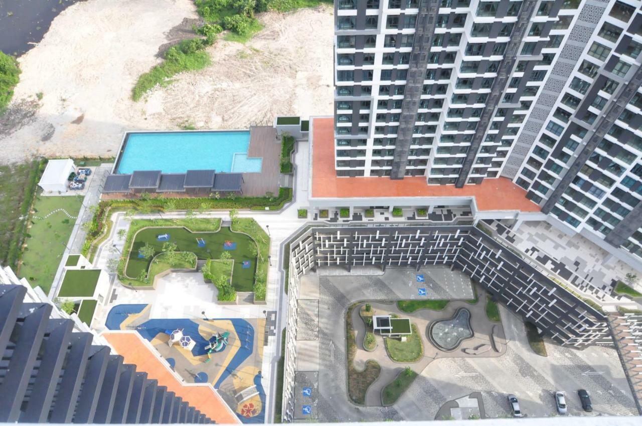 Kenwingston Square Garden By Idealhub Cyberjaya Exteriör bild